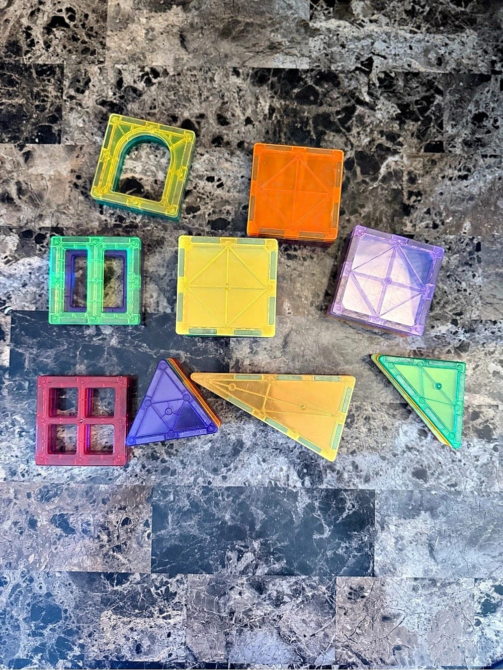 Translucent Geometric Building Pieces magnatiles